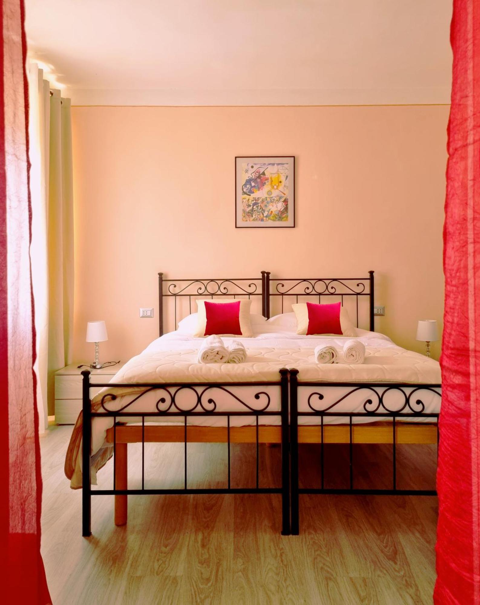 Hotel Sweet Dream Passignano sul Trasimeno Exterior foto