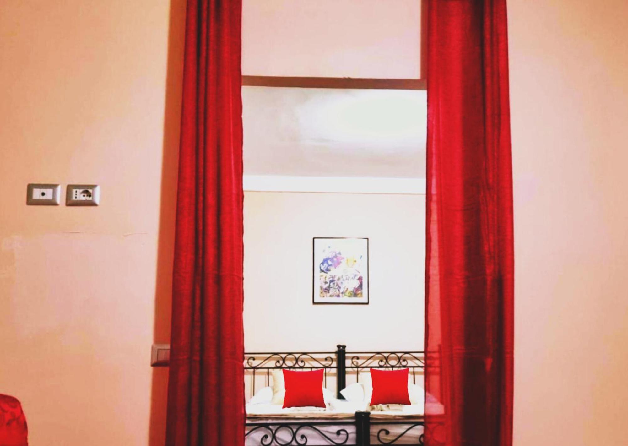 Hotel Sweet Dream Passignano sul Trasimeno Exterior foto